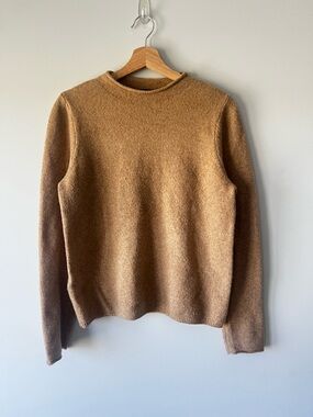 Classic Crewneck Sweater in Camel Brown